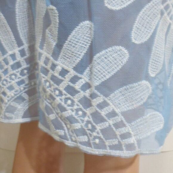 Rebellion Again Blue & White Lace Cover Up Kimono in Floral Medallion Sz S NWOT - Picture 7 of 9